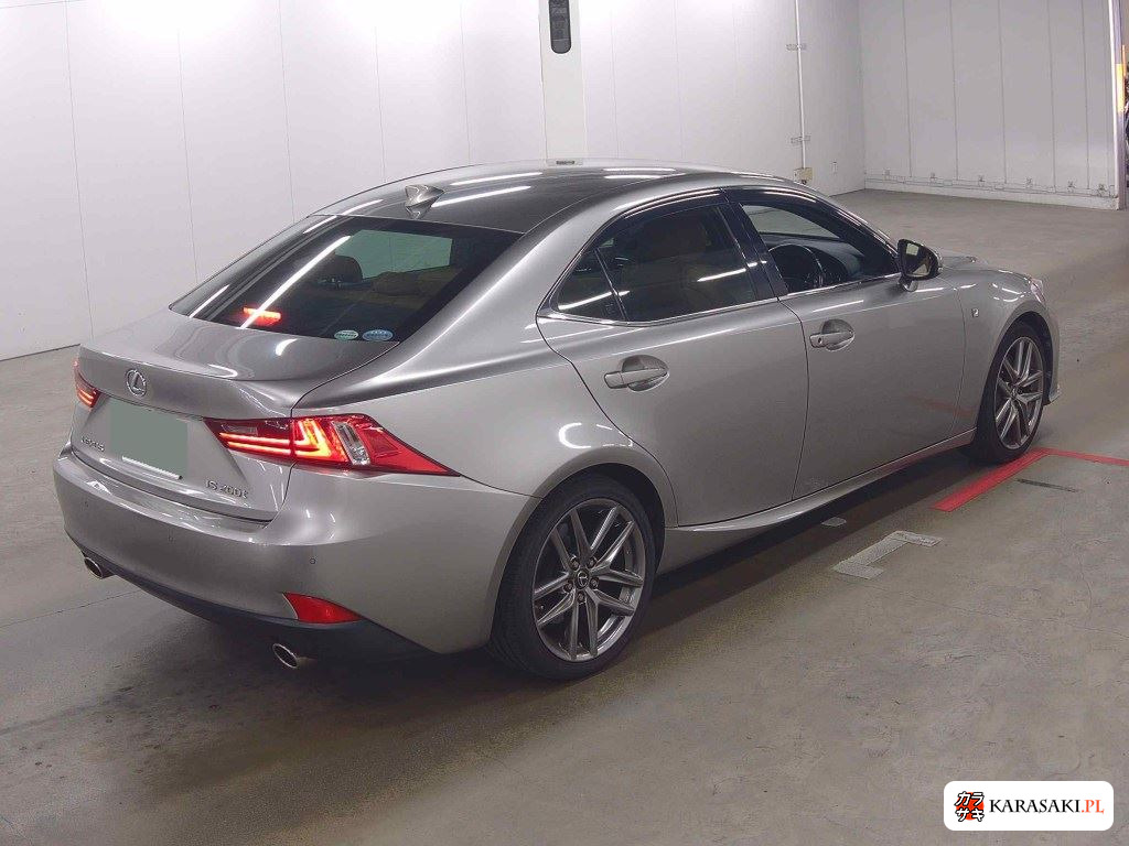 Lexus Is 2016 z aukcji japońskiej