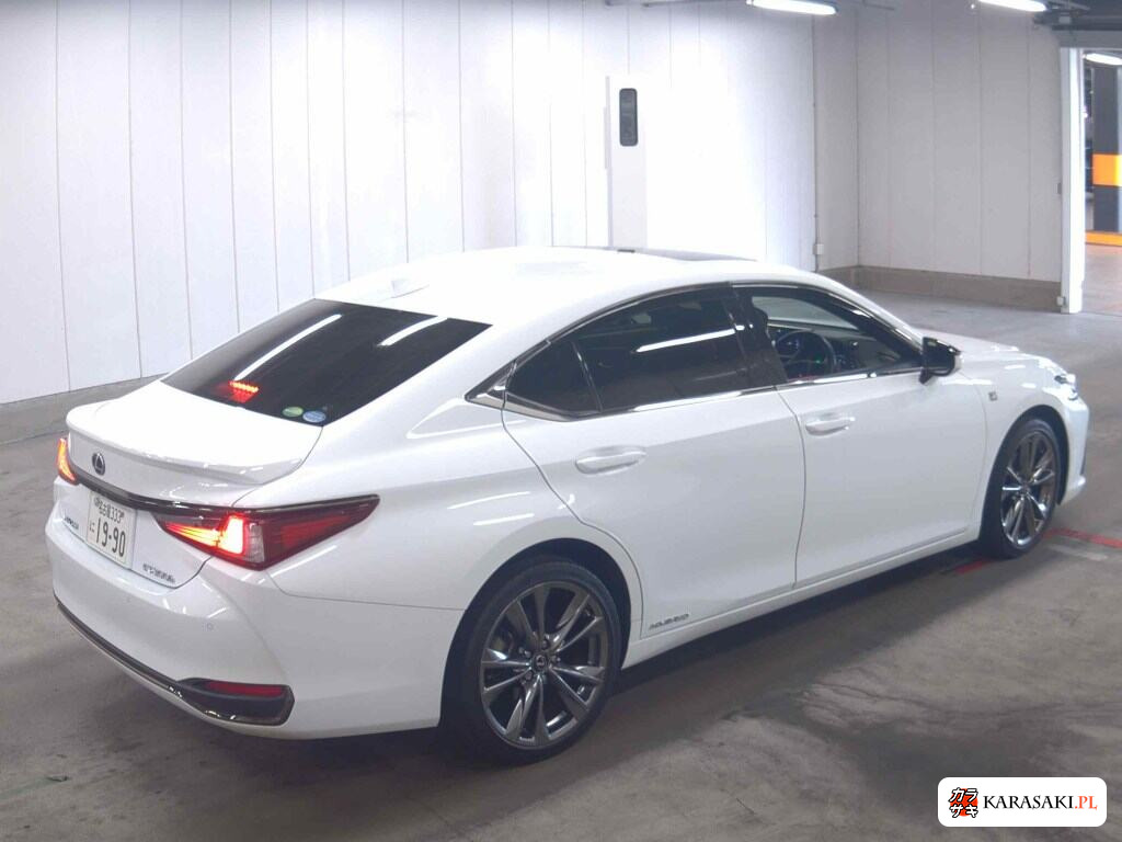 Lexus Es 2020 z aukcji japońskiej