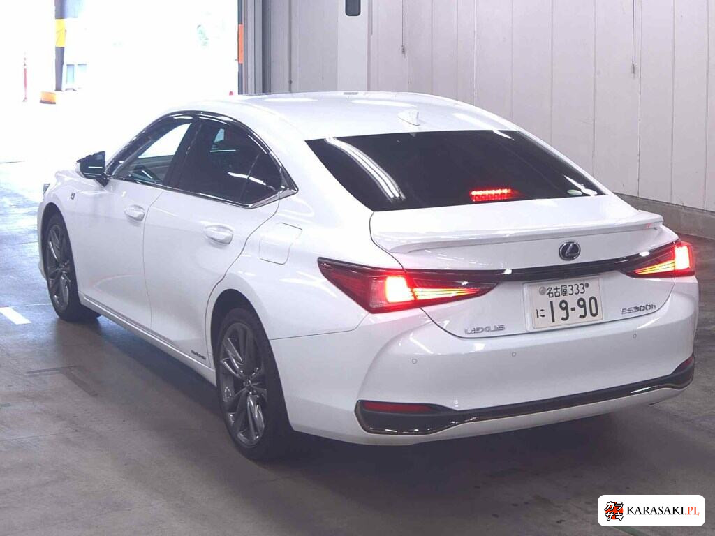 Lexus Es 2020 z aukcji japońskiej