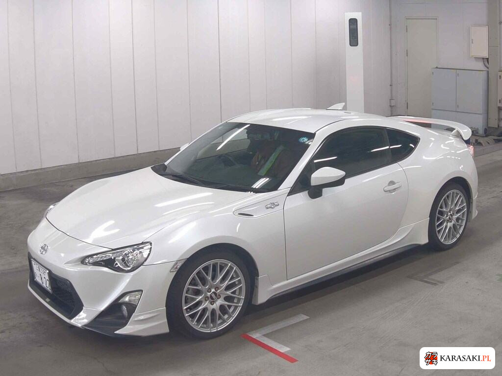 Toyota 86 2012 z aukcji japońskiej