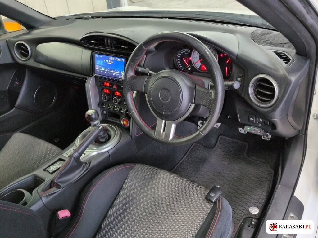 Toyota 86 2012 z aukcji japońskiej
