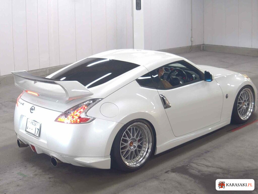 Nissan Fairlady Z 2013 z aukcji japońskiej