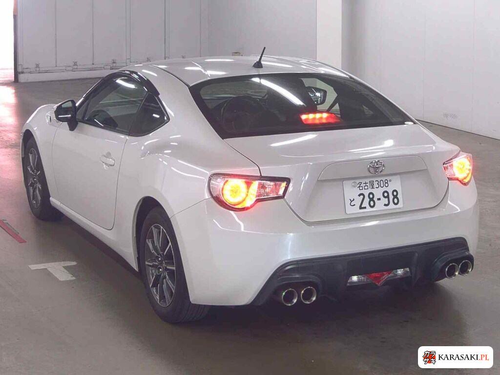 Toyota 86 2013 z aukcji japońskiej