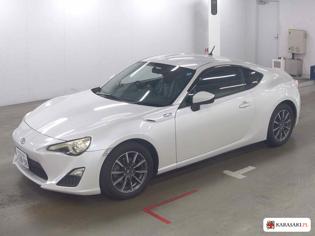 Toyota 86 2013 z aukcji japońskiej