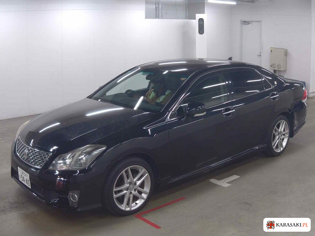Toyota Crown 2012 z aukcji japońskiej