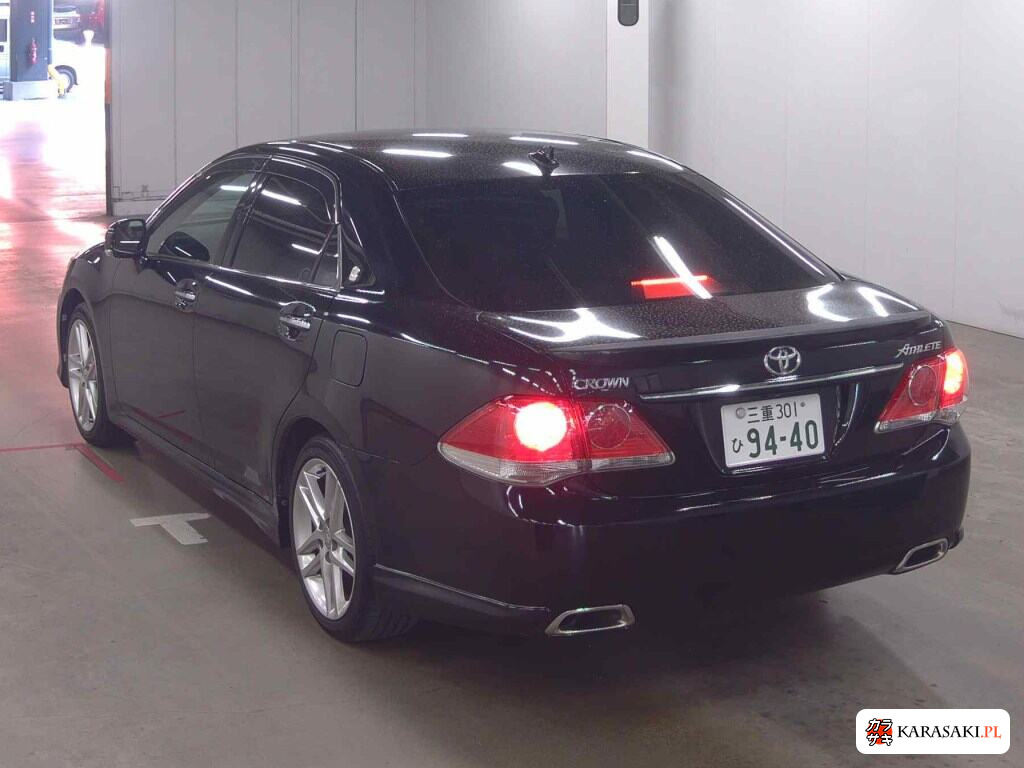 Toyota Crown 2012 z aukcji japońskiej