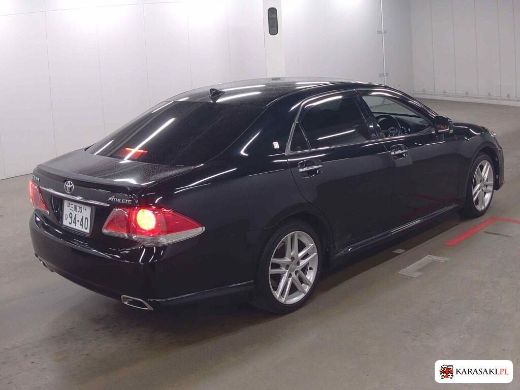 Toyota Crown 2012 z aukcji japońskiej