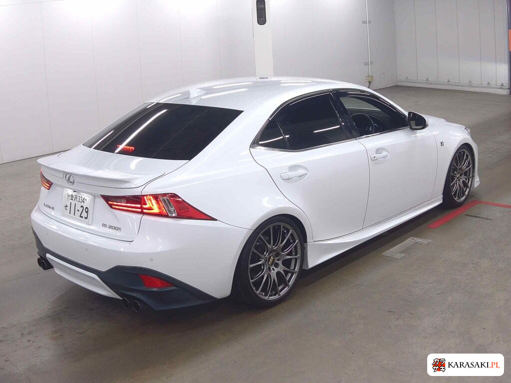 Lexus Is 2015 z aukcji japońskiej