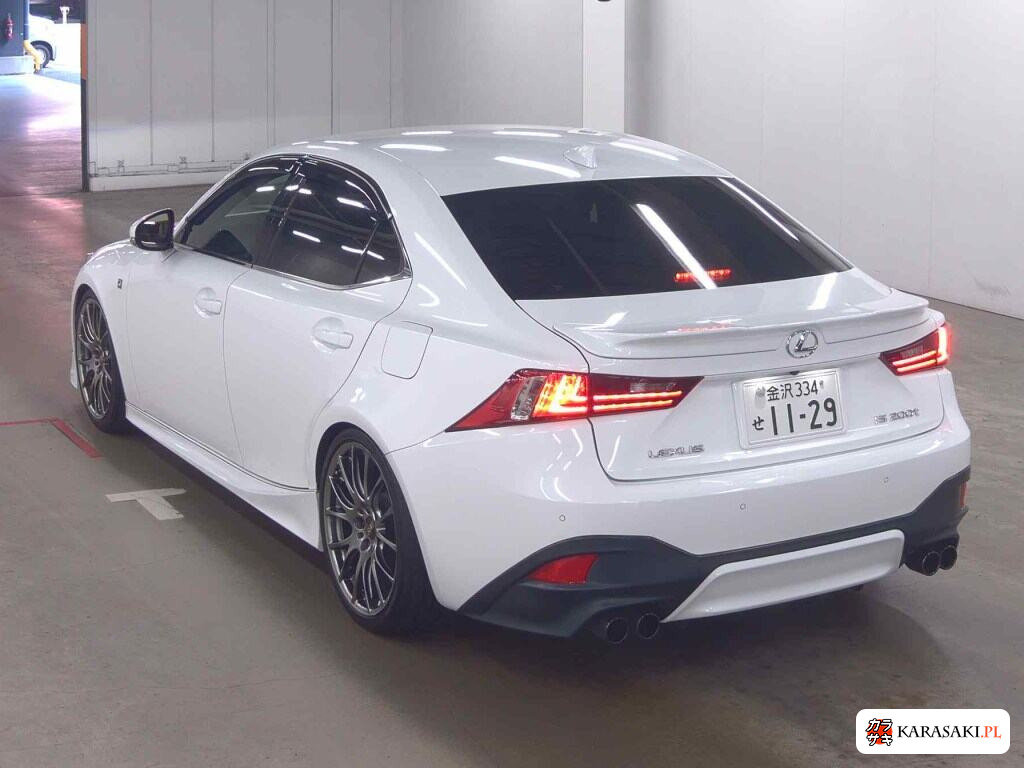 Lexus Is 2015 z aukcji japońskiej