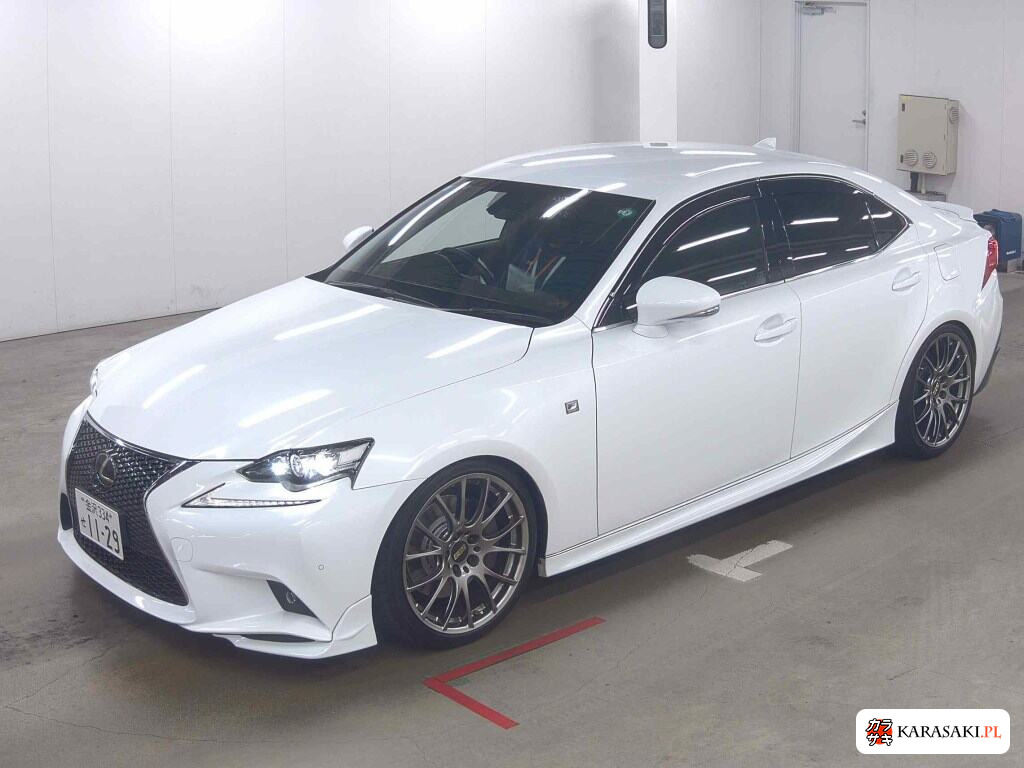 Lexus Is 2015 z aukcji japońskiej