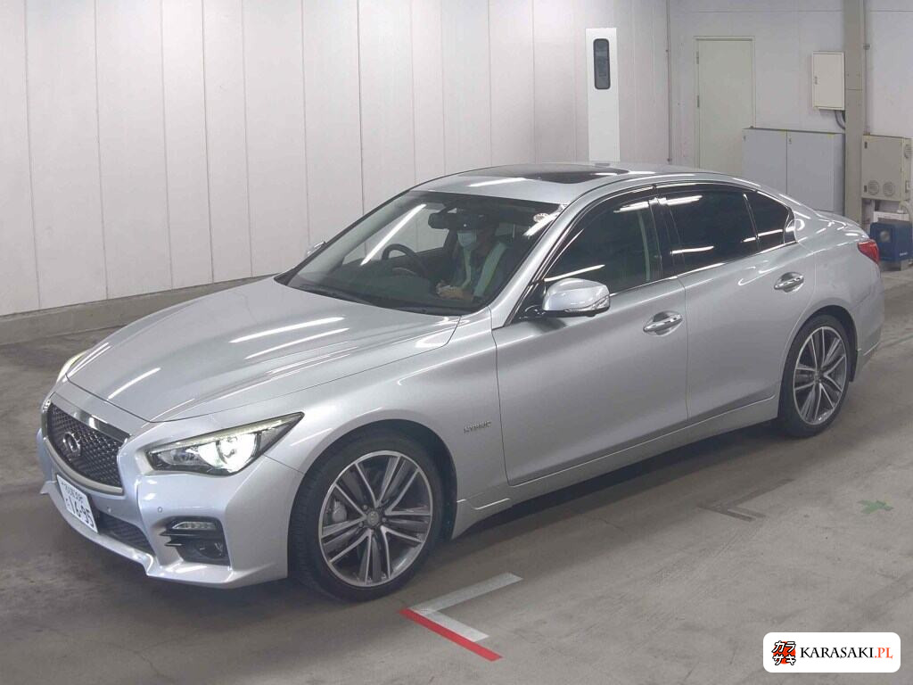 Nissan Skyline 2016 z aukcji japońskiej