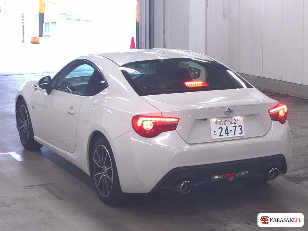 Toyota 86 2017 z aukcji japońskiej