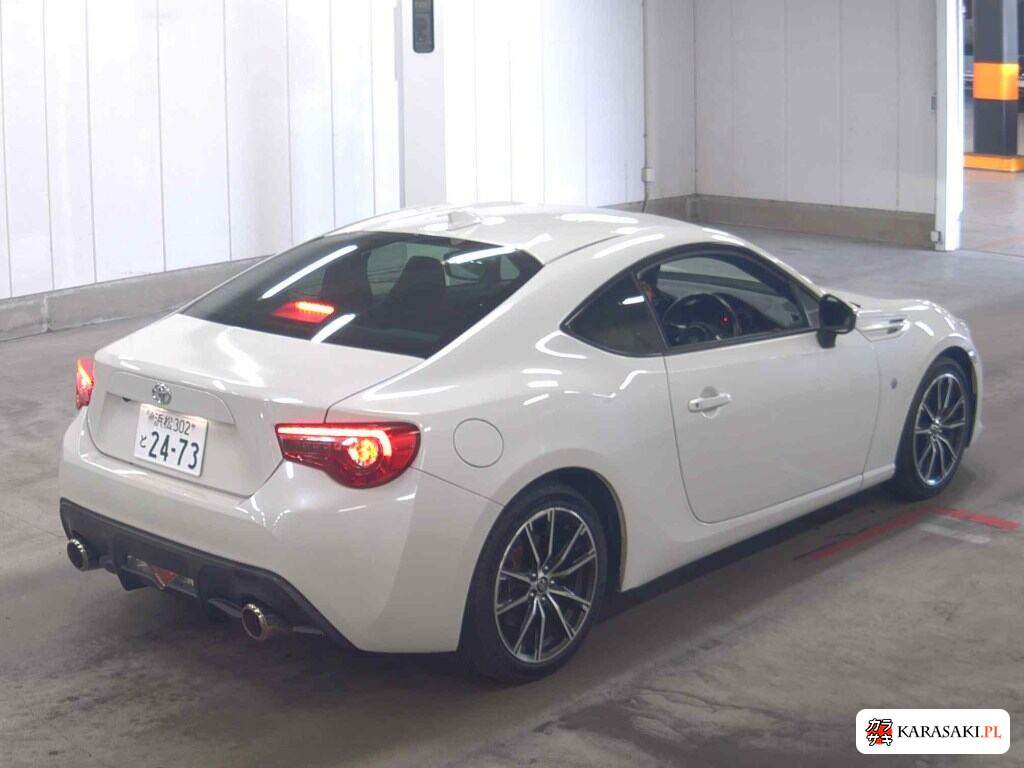Toyota 86 2017 z aukcji japońskiej