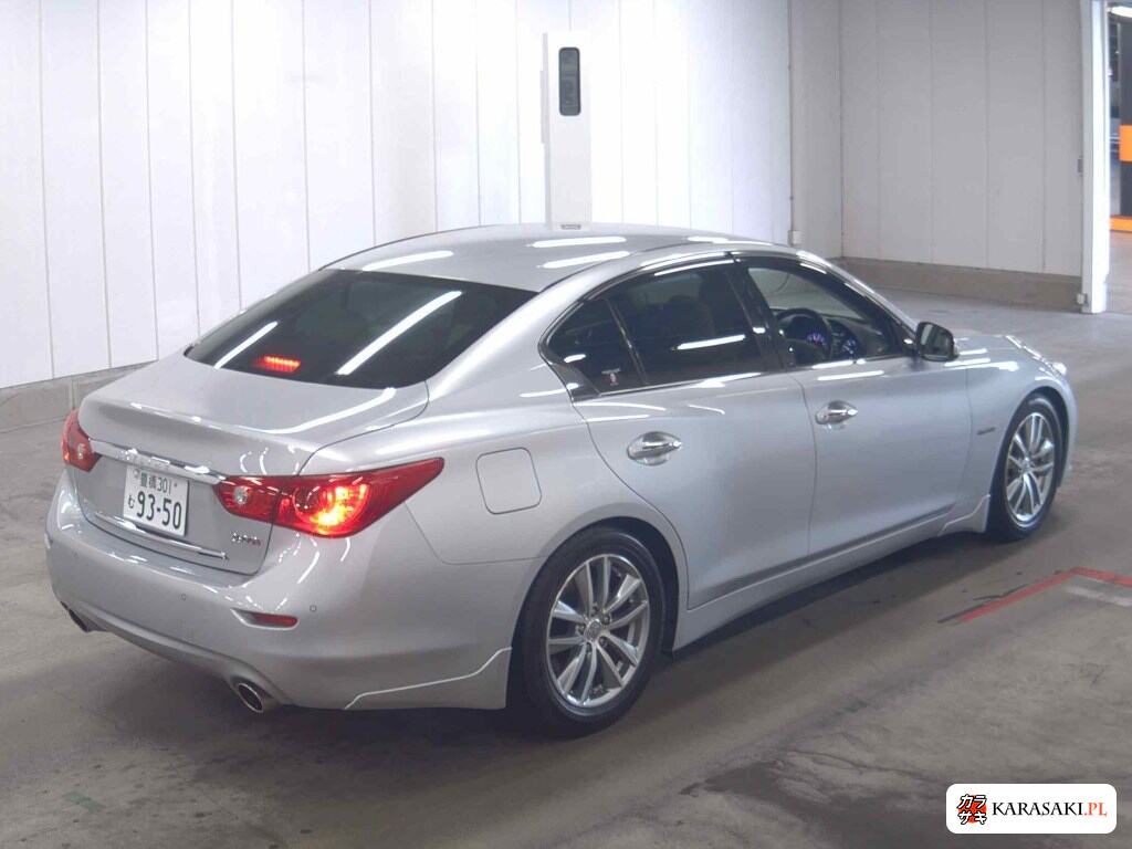 Nissan Skyline 2015 z aukcji japońskiej