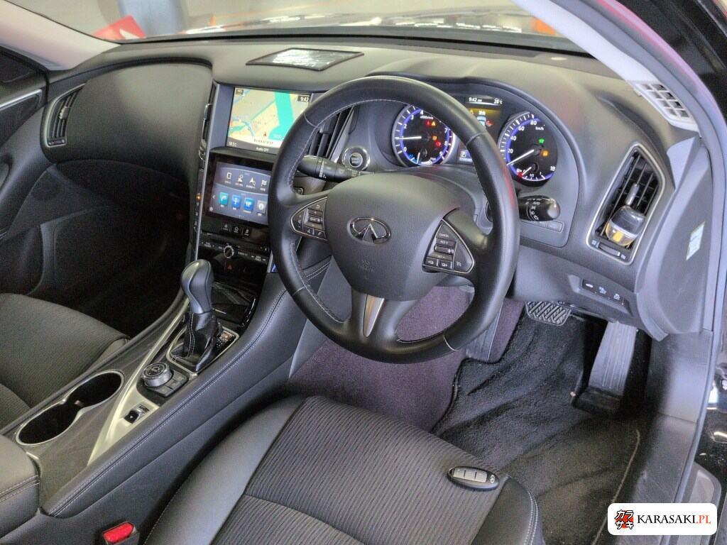 Nissan Skyline 2015 z aukcji japońskiej
