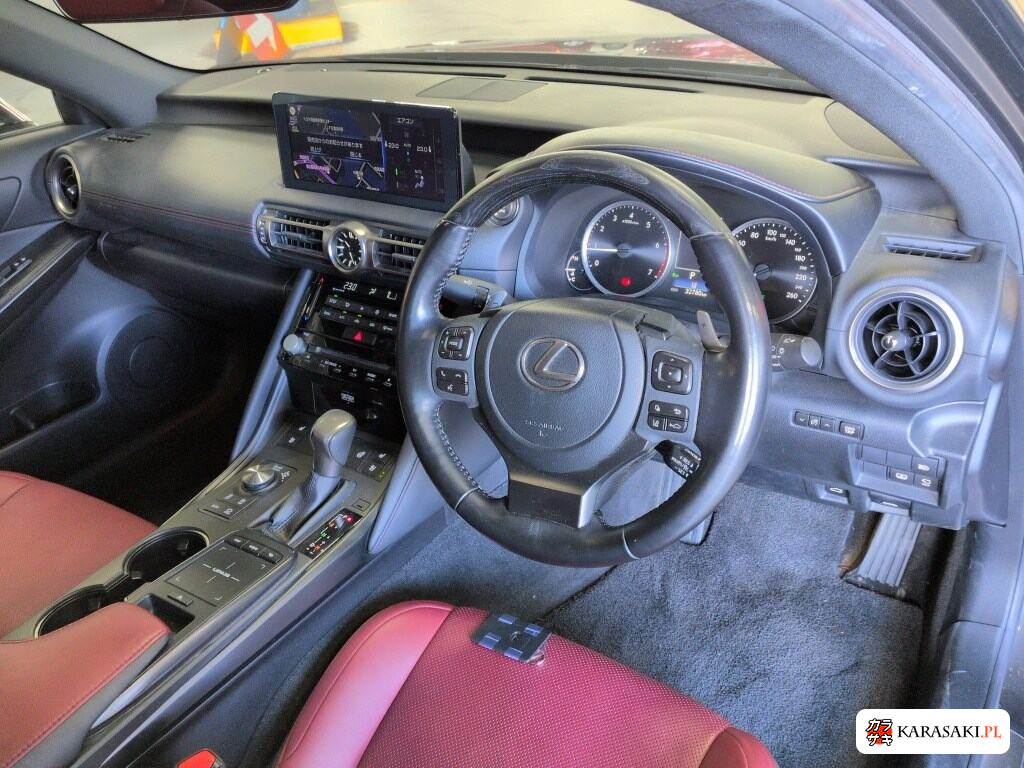 Lexus Is 2021 z aukcji japońskiej