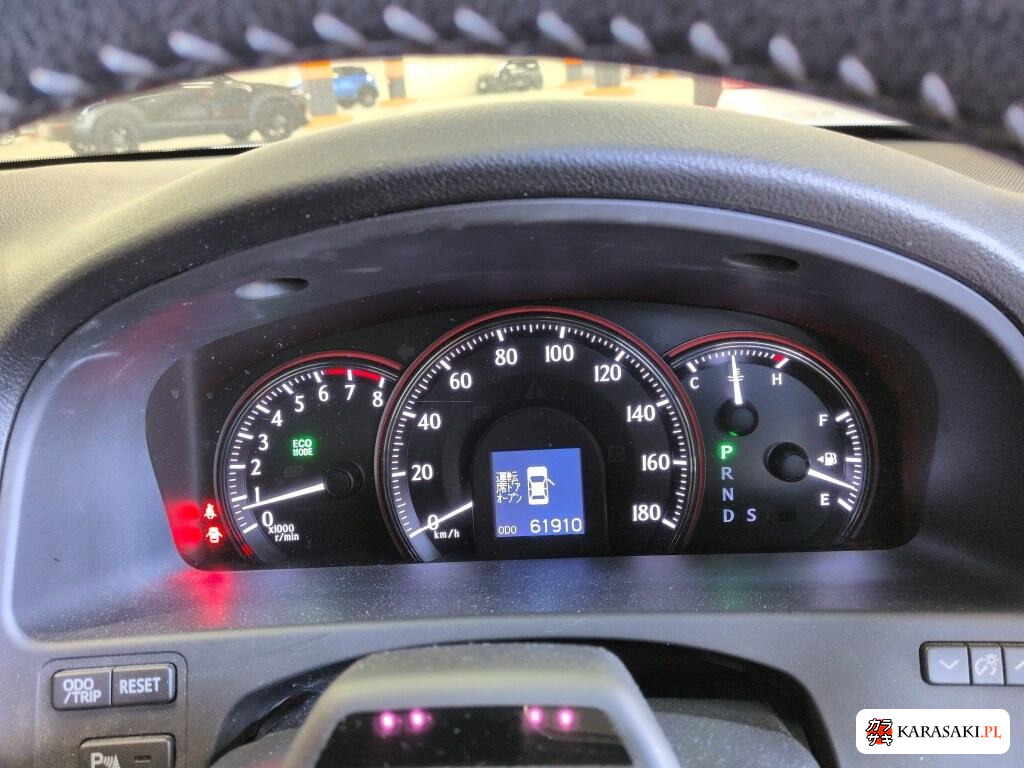 Toyota Crown 2010 z aukcji japońskiej