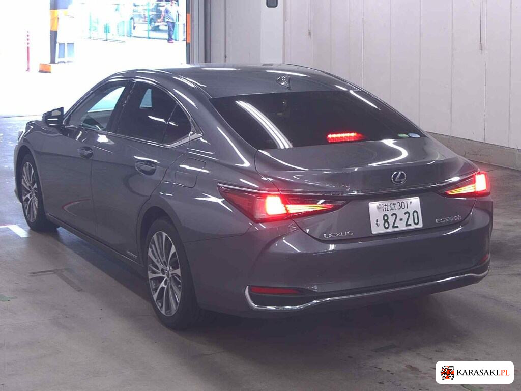 Lexus Es 2020 z aukcji japońskiej