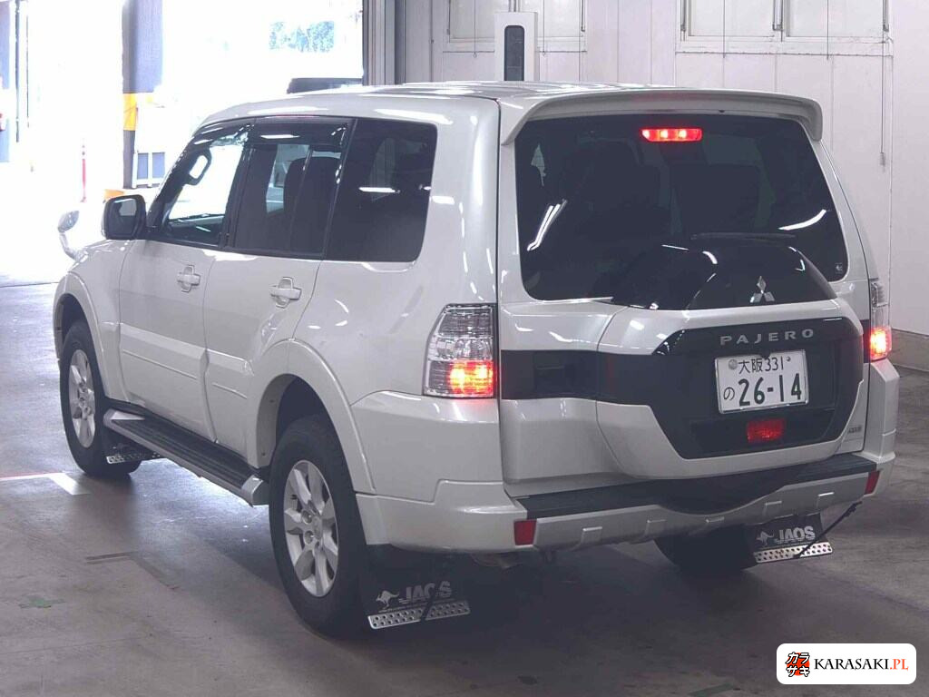 Mitsubishi Pajero 2017 z aukcji japońskiej