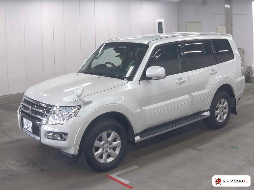 Mitsubishi Pajero 2017 z aukcji japońskiej