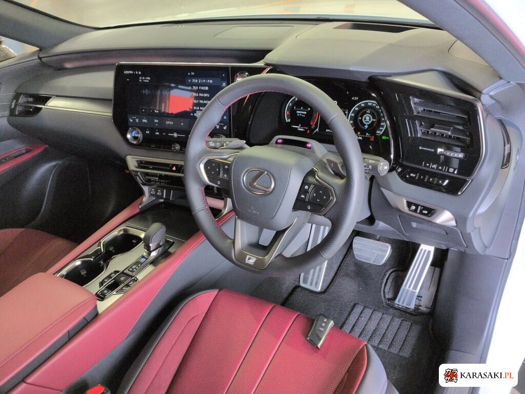 Lexus RX 2025 z aukcji japońskiej