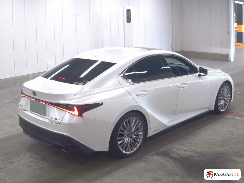 Lexus Is 2021 z aukcji japońskiej