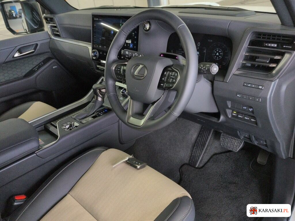 Lexus GX 2025 z aukcji japońskiej