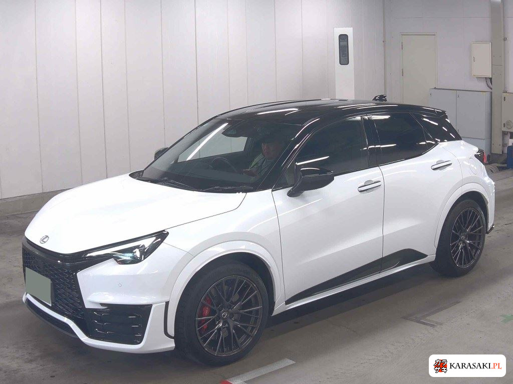 Lexus LBX 2025 z aukcji japońskiej