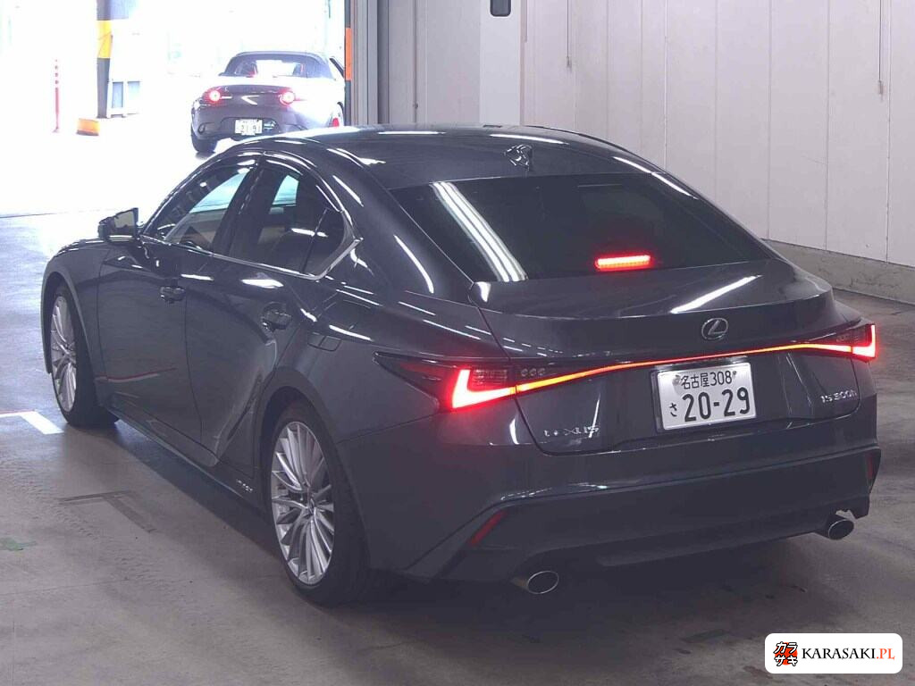 Lexus Is 2022 z aukcji japońskiej