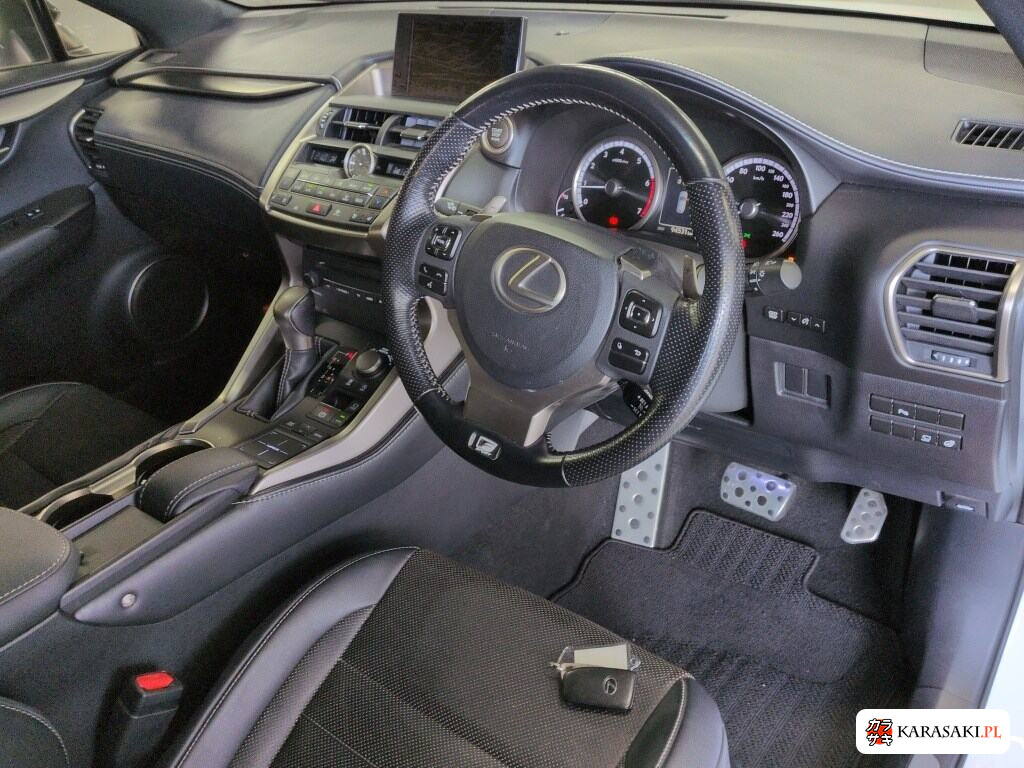 Lexus NX 2015 z aukcji japońskiej