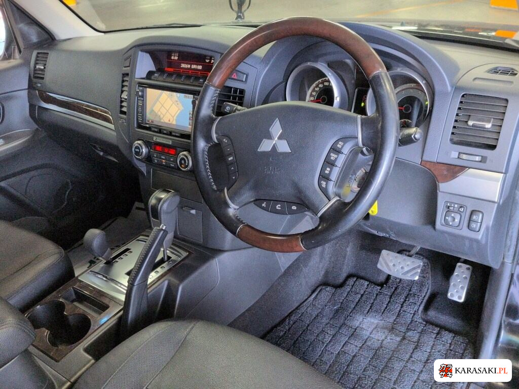 Mitsubishi Pajero 2014 z aukcji japońskiej