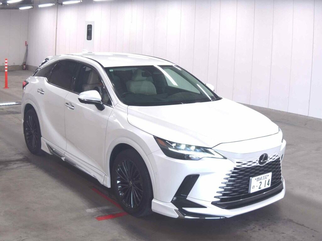 Lexus RX 2023 z aukcji japońskiej