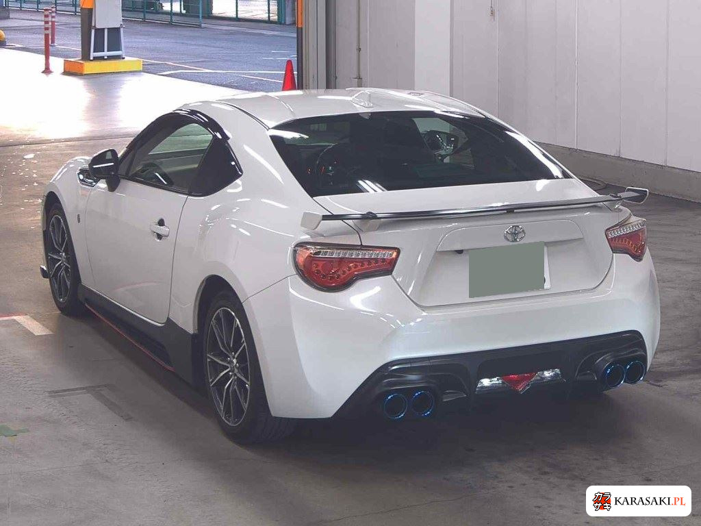 Toyota 86 2017 z aukcji japońskiej