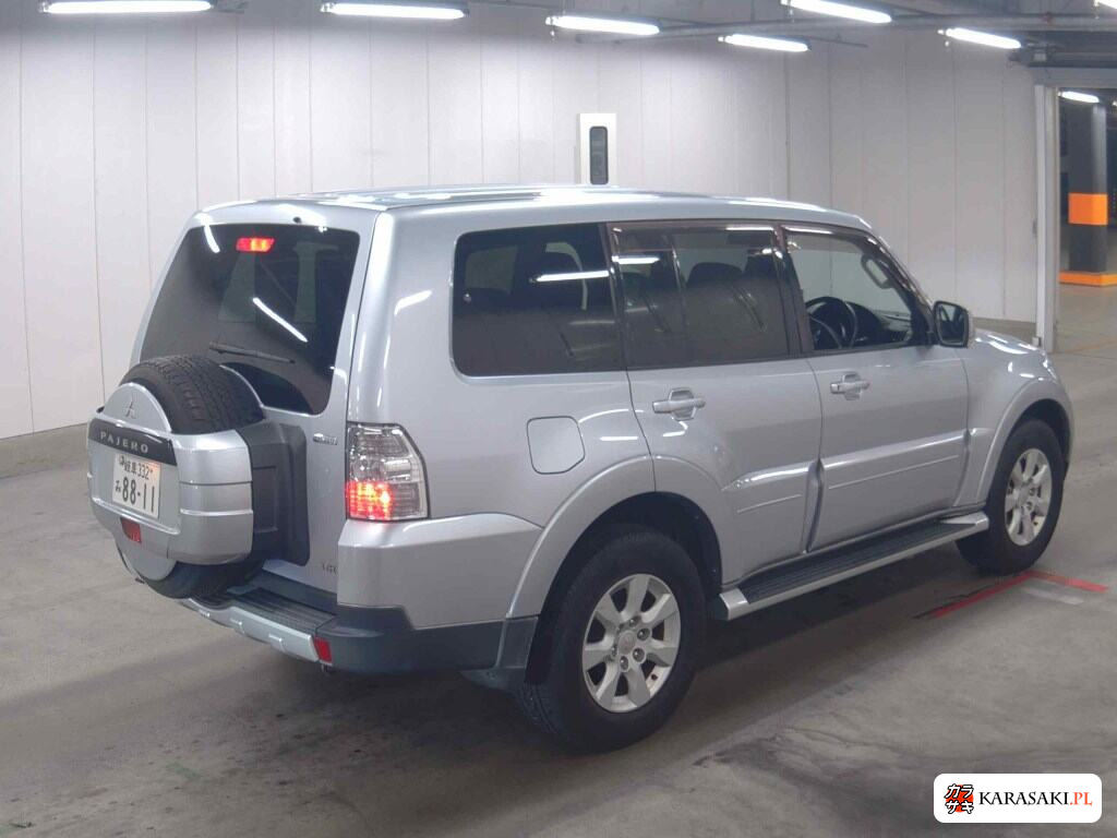 Mitsubishi Pajero 2009 z aukcji japońskiej