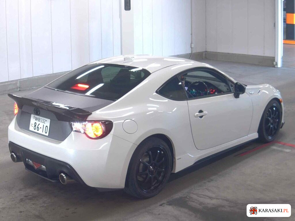 Toyota 86 2016 z aukcji japońskiej