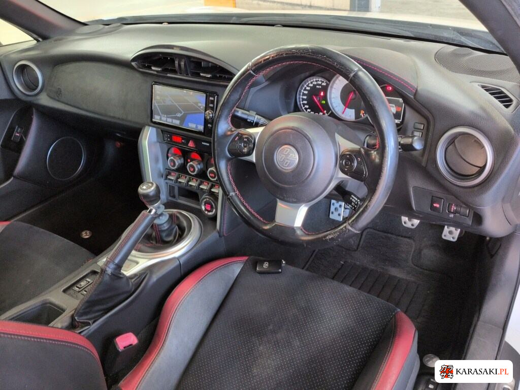 Toyota 86 2016 z aukcji japońskiej