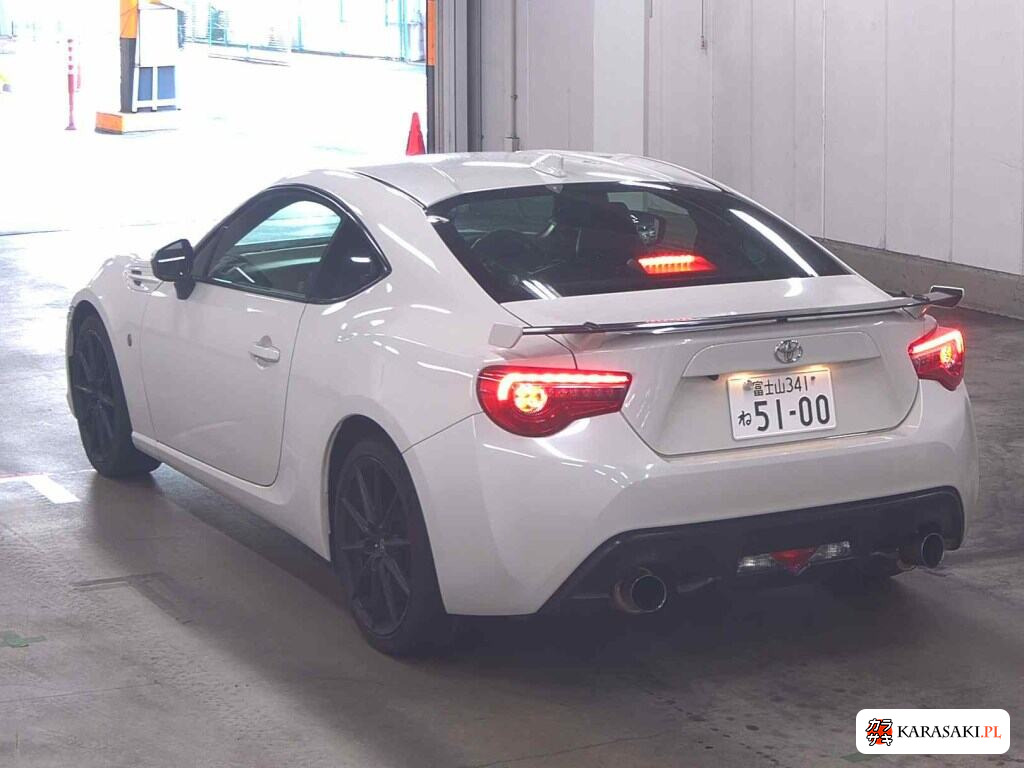Toyota 86 2016 z aukcji japońskiej