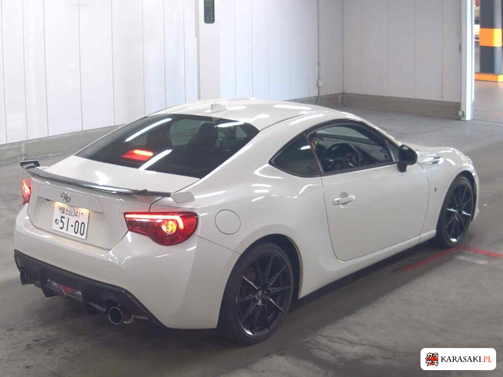 Toyota 86 2016 z aukcji japońskiej