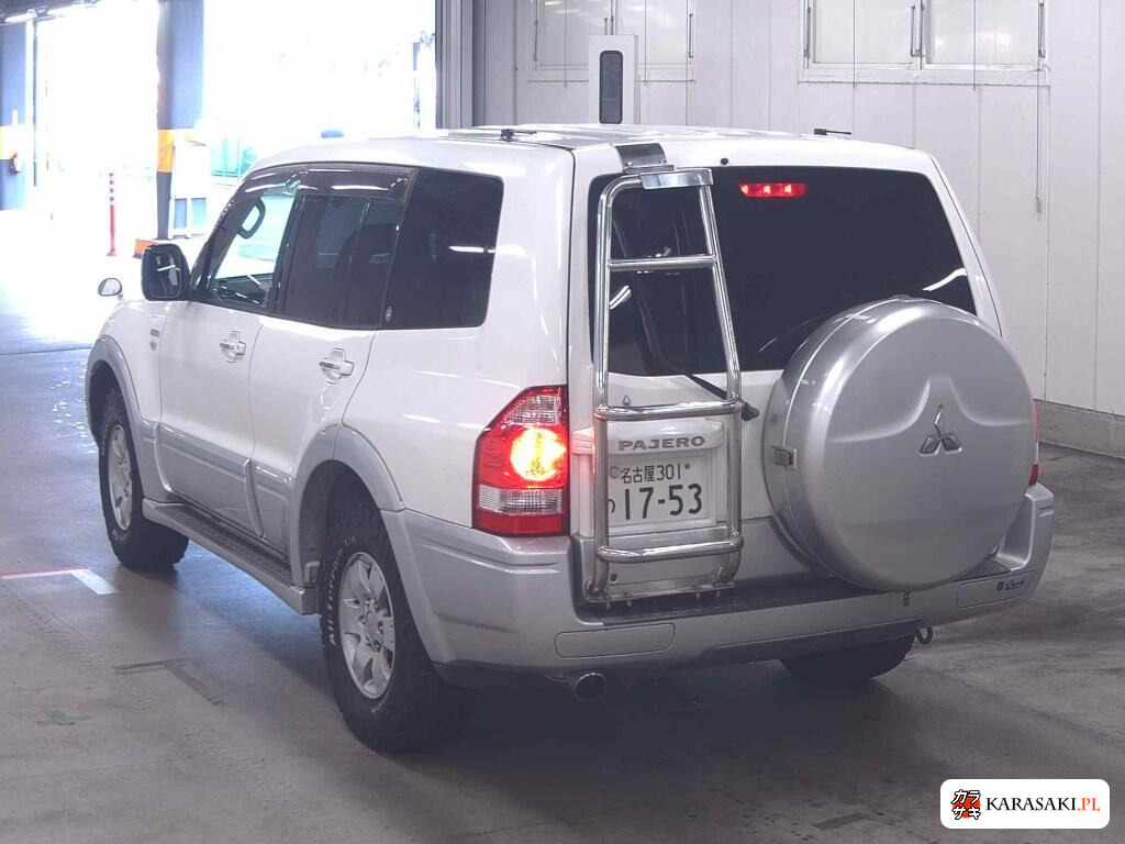 Mitsubishi Pajero 2002 z aukcji japońskiej