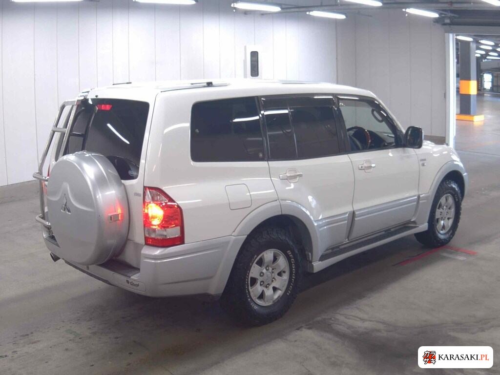Mitsubishi Pajero 2002 z aukcji japońskiej