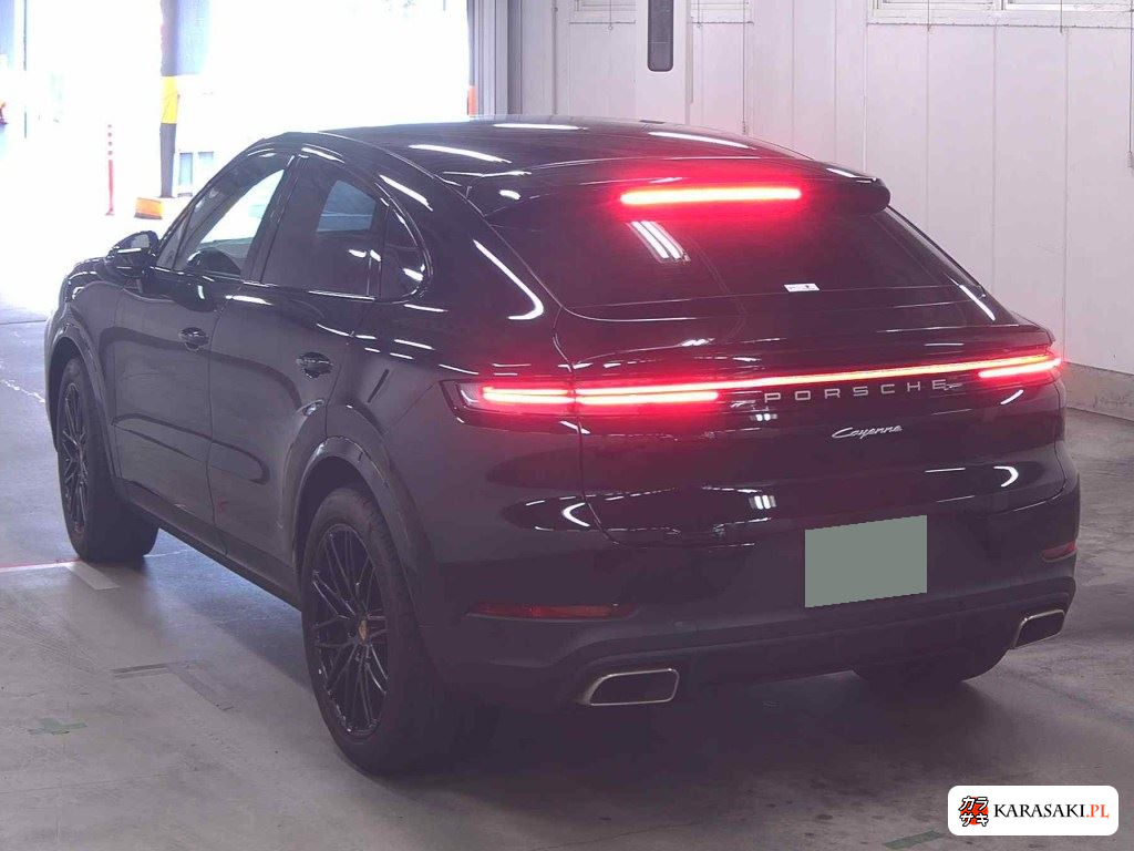 Porsche Cayenne Coupe 2023 z aukcji japońskiej