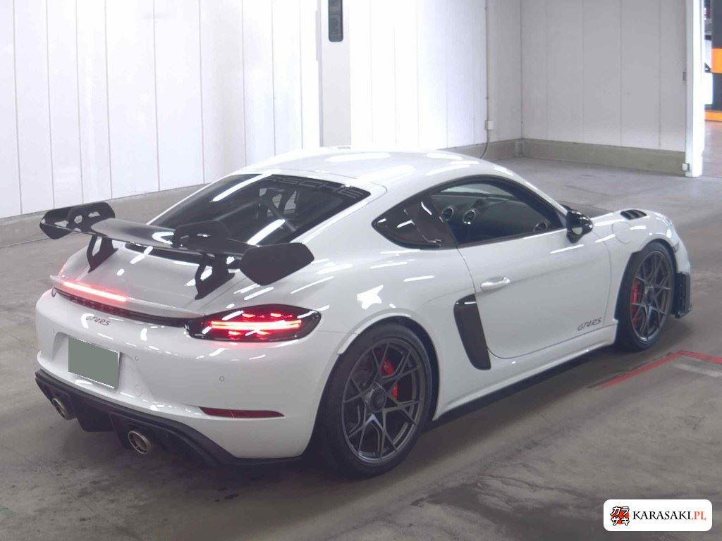 Porsche 718 Cayman 2024 z aukcji japońskiej