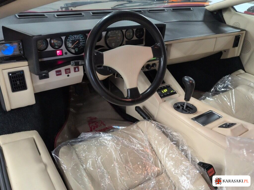 Lamborghini Countach 2013 z aukcji japońskiej