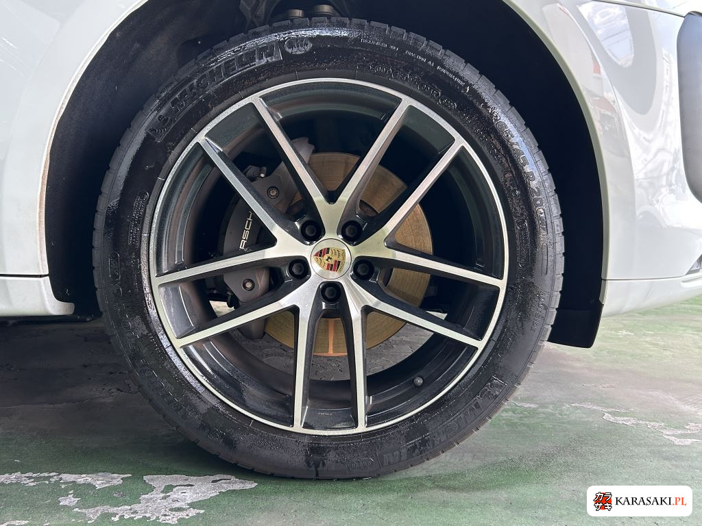 Porsche Macan 2022 z aukcji japońskiej