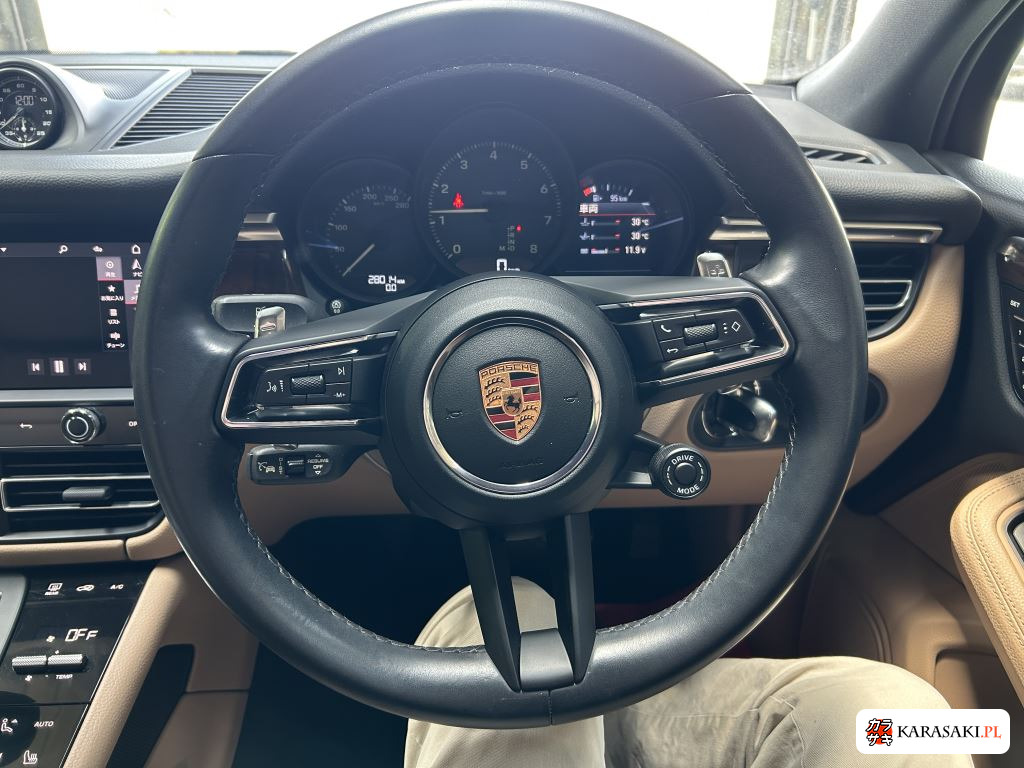 Porsche Macan 2022 z aukcji japońskiej