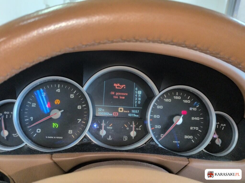 Porsche Cayenne 2005 z aukcji japońskiej