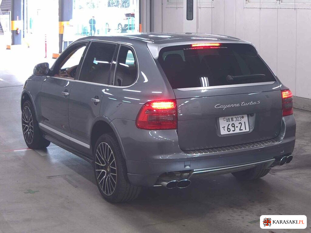 Porsche Cayenne 2005 z aukcji japońskiej