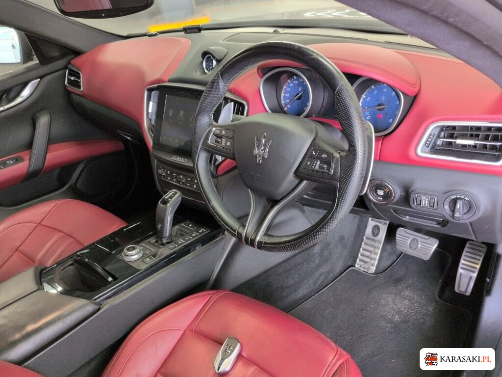 Maserati Ghibli 2019 z aukcji japońskiej