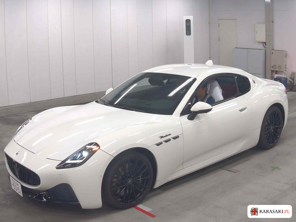 2024 Maserati GRANTURISMO4WD Modena 3