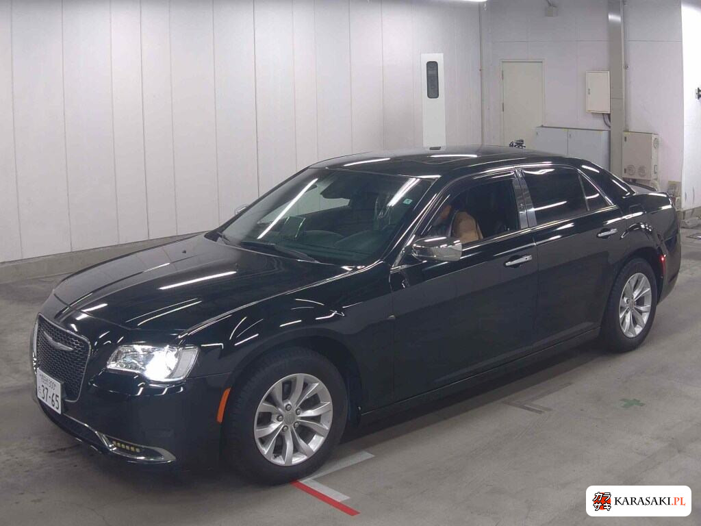 Chrysler 300 2018 z aukcji japońskiej